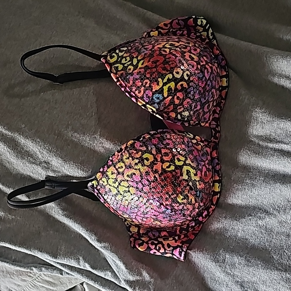 Victoria secret bra